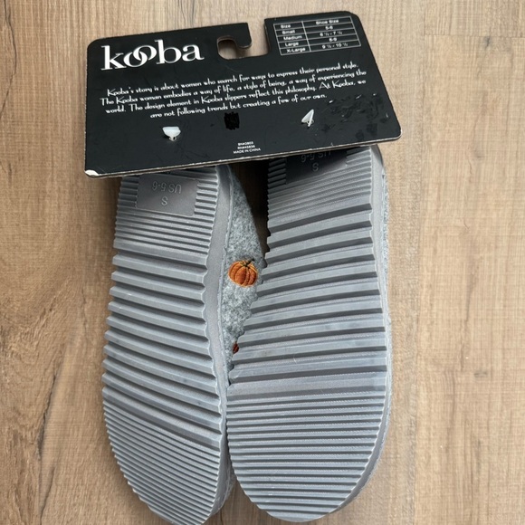 Kooba Faux Fur Slippers NWT - Size S - Picture 3 of 6